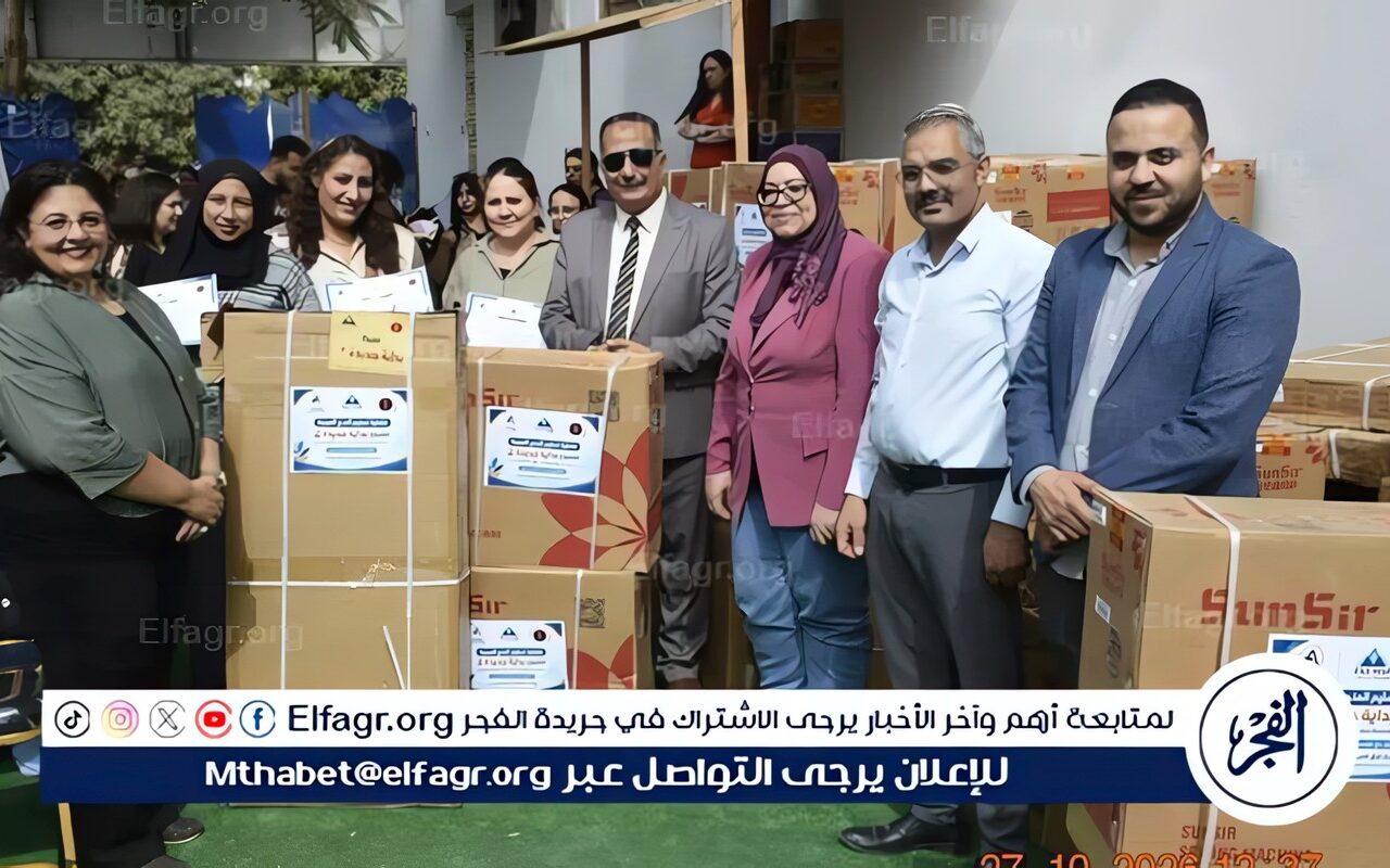 محافظ المنيا: توزيع 65 ماكينة خياطة ومنح عينية لدعم المتدربات من الأسر الأولى بالرعاية وتمكينهن اقتصاديًا