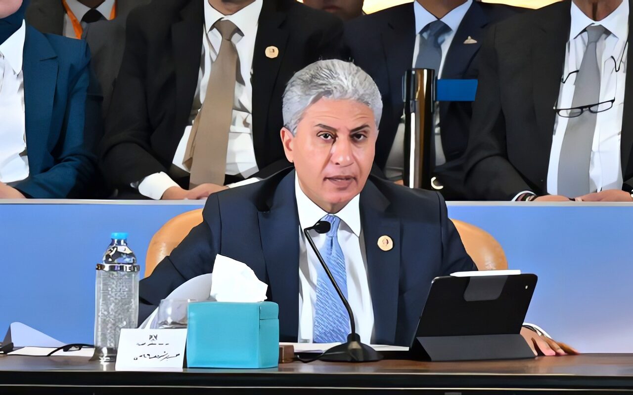 شريف فتحي: مصر تطمح لاستقبال 70 مليون سائح