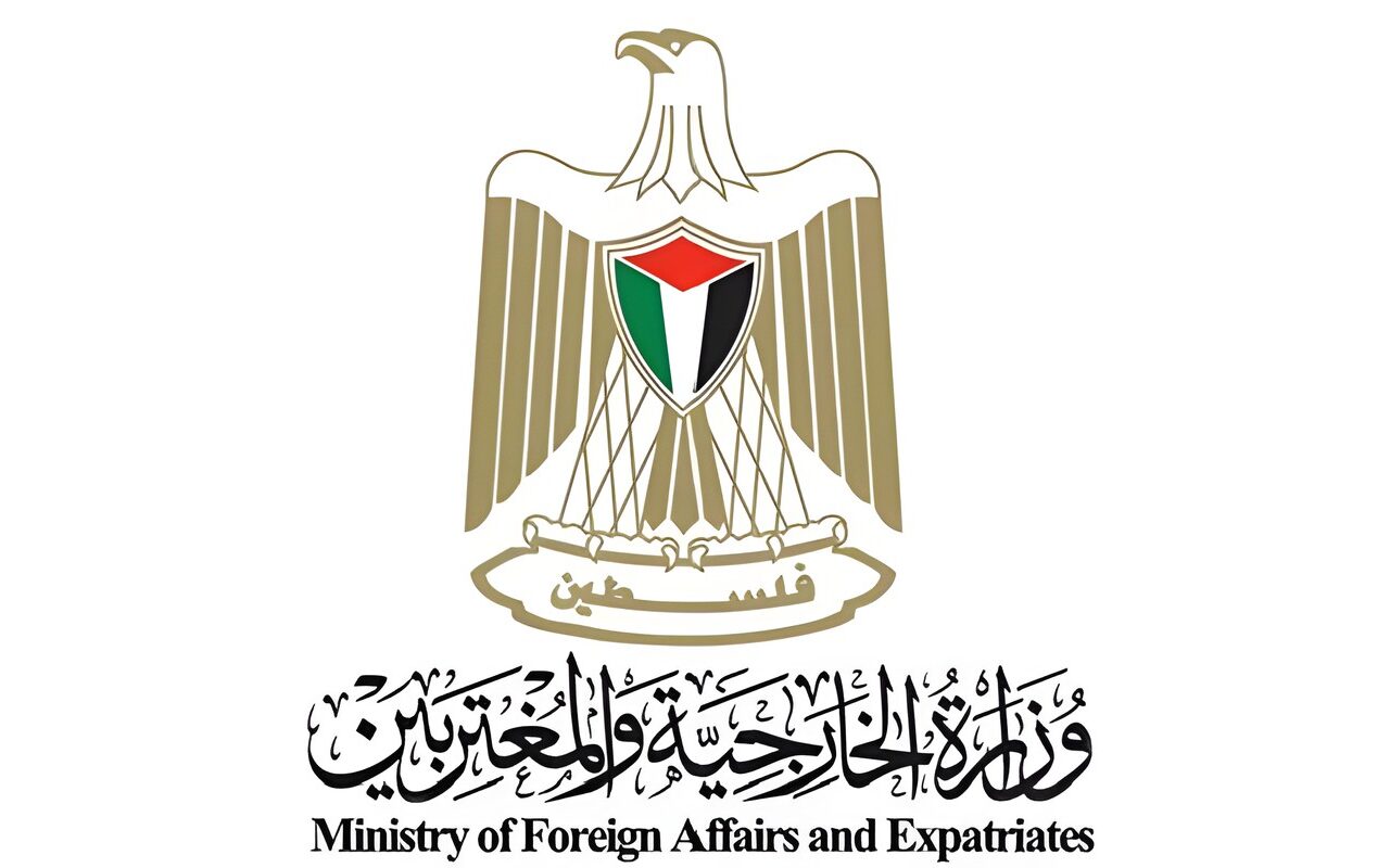 “الخارجية” الفلسطينية تدين الهجوم الإرهابي للمستوطنين على بلدة ياسوف شرق سلفيت