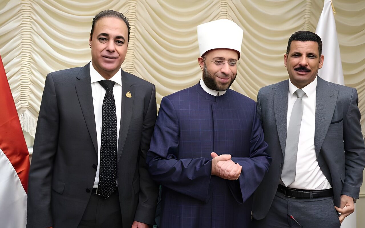 وزير الأوقاف يستقبل أعضاء البرلمان دعما للعمل المشترك على خدمة كل أبناء الوطن