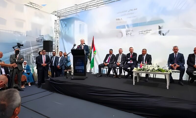 رئيس وزراء فلسطين: حماية الأرض من المخططات الإسرائيلية وإعادة بناء غزة أهم أولوياتنا