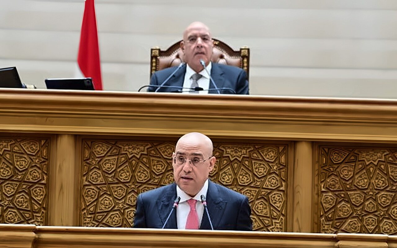 رئيس “النواب” يحيل قرارات رئيس الجمهورية ومشروعات القوانين إلى اللجان النوعية للمجلس