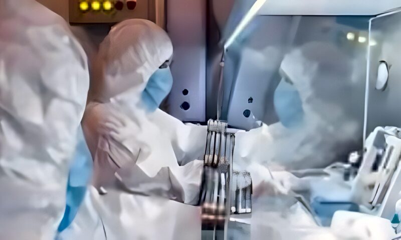 ترامب يصعّد الضغوط على روسيا لكشف ملابسات وفاة عامل بمختبر متخصص في أبحاث الطاعون