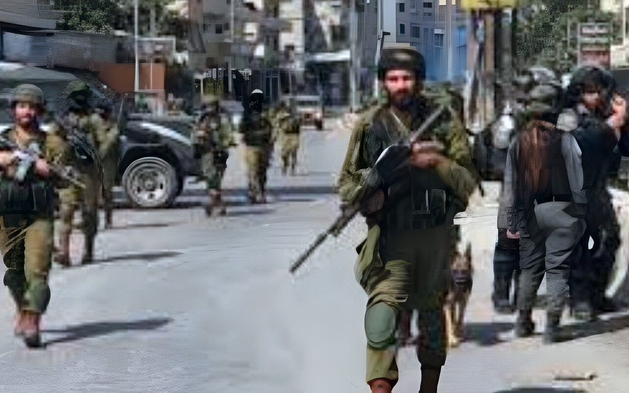 الاحتلال الإسرائيلي يشدد إجراءاته العسكرية على بيت أمر شمال الخليل