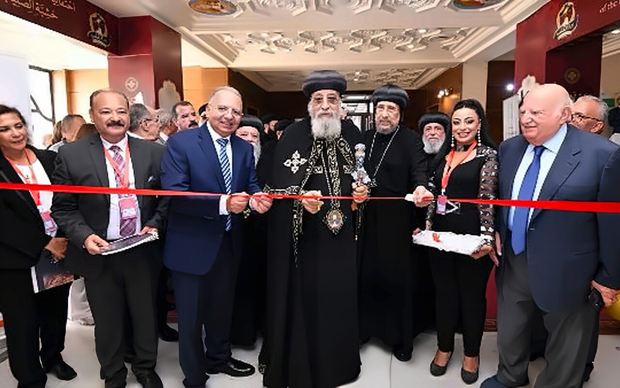 البابا تواضروس يفتتح المؤتمر العلمي الدولي الرابع لمعهد الدراسات القبطية