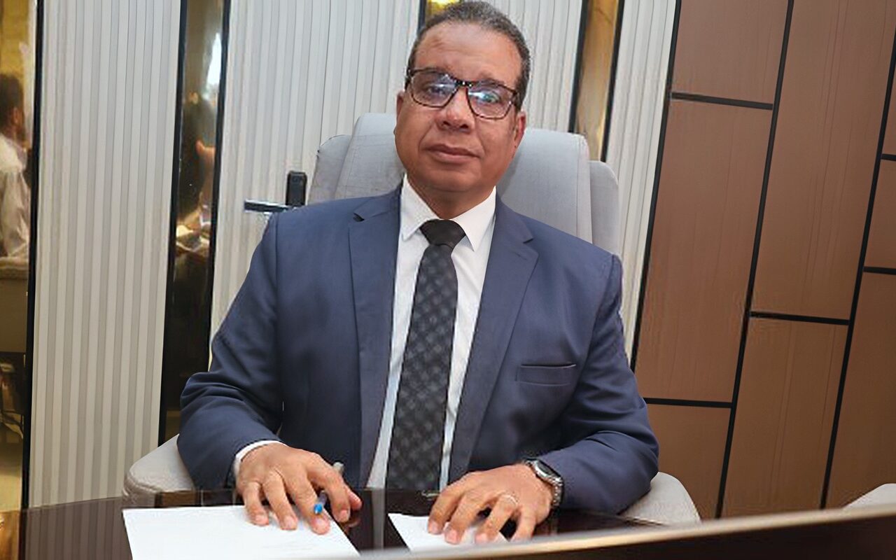 جامعة قنا تبحث آليات استثمار الأصول الجامعية بصورة أكثر كفاءة لتعظيم الموارد الذاتية