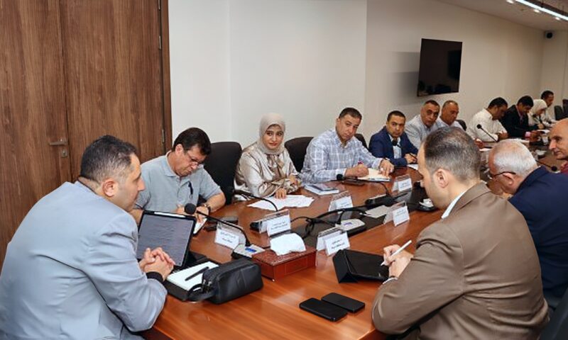 محافظ دمياط يلتقي أهالي الزرقا لبحث مطالبهم واحتياجاتهم