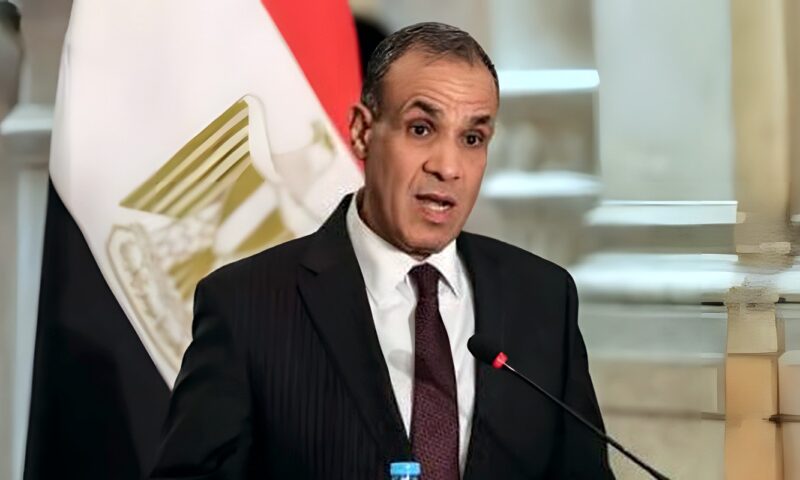وزير الخارجية ونائب رئيس وزراء تايلاند يؤكدان أهمية تعزيز التعاون الاستثماري بين البلدين