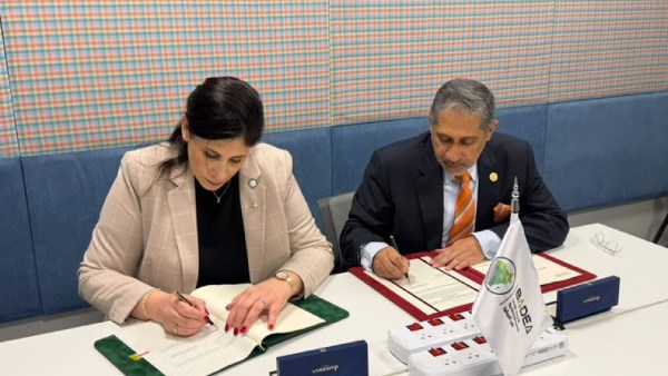 الاتحاد الإفريقي والمصرف العربي للتنمية الاقتصادية يوقعان مذكرة تفاهم لتعزيز التنمية المستدامة