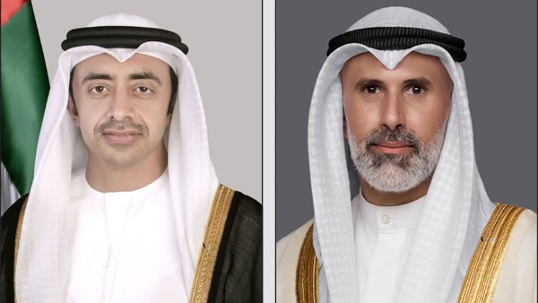 وزير الخارجية الكويتي يبحث مع نظيره الإماراتي آخر المستجدات الإقليمية والدولية
