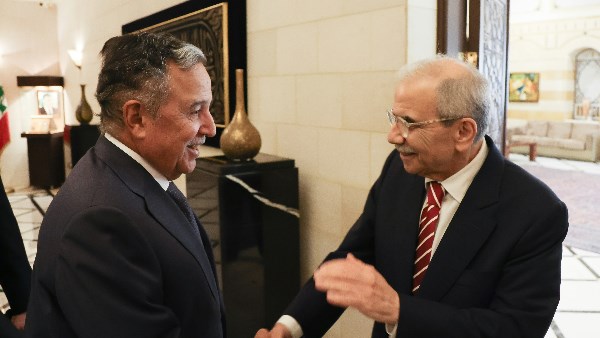 نواف سلام يؤكد أهمية الدعم العربي للبنان لتحقيق الانسحاب الإسرائيلي وإعادة الإعمار