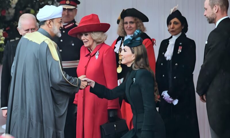 بمراسم ملكية وعسكرية.. الملك تشارلز الثالث يستقبل سلطان عُمان في قلعة وندسور ببريطانيا