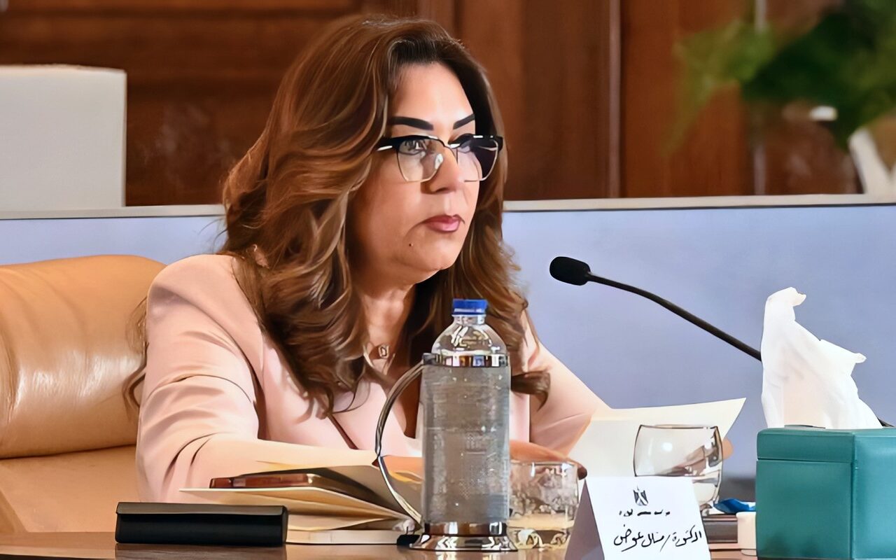 وزيرة التنمية المحلية والبيئة تستعرض جهود التحول للنقل المستدام وخفض الانبعاثات ضمن فعاليات منتدى مصر 2026