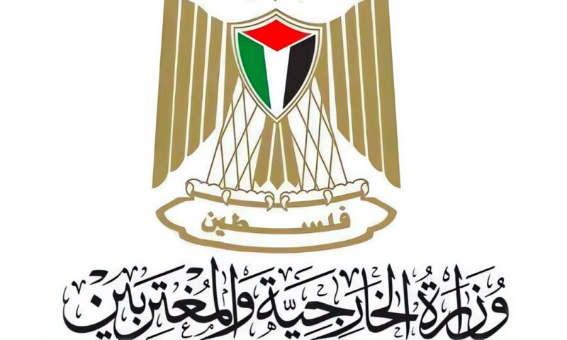 انتشال جثامين 5 فلسطينيين قضوا في غرق قوارب قبالة جزيرتين يونانيتين