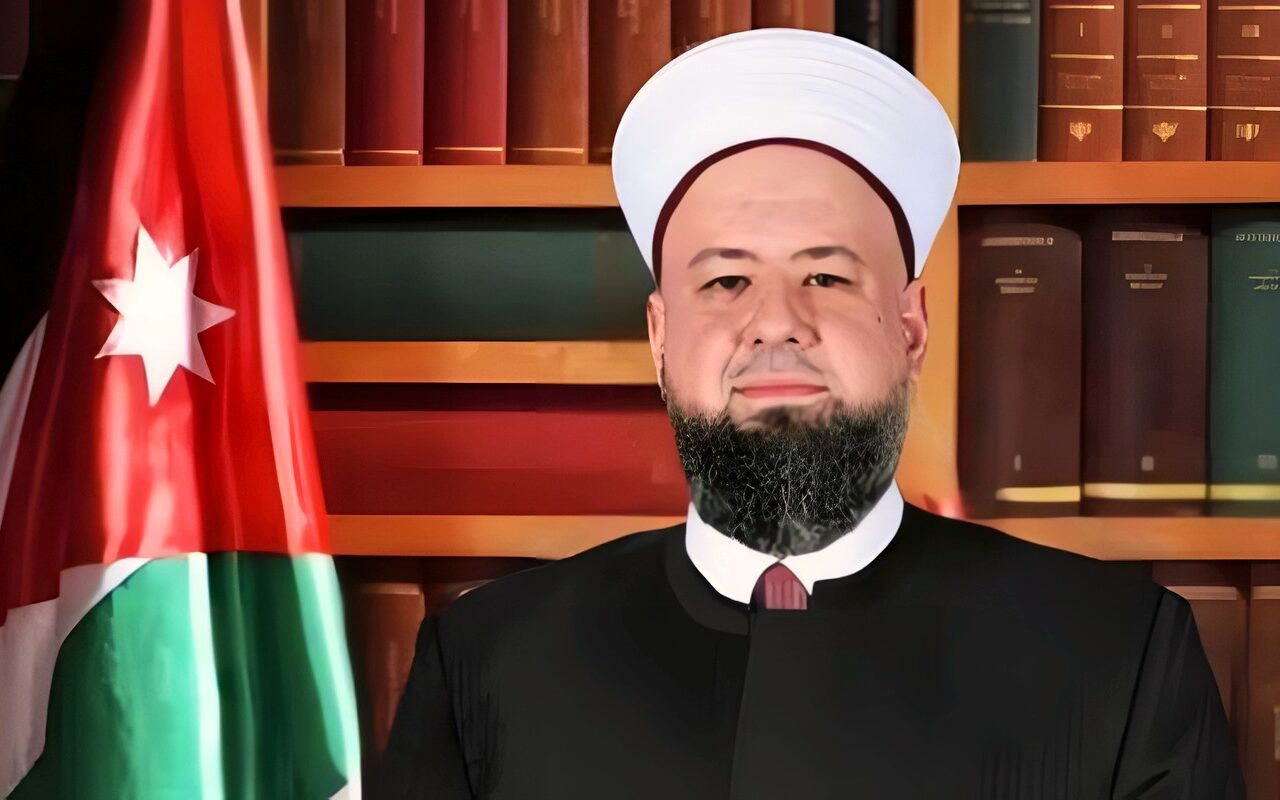 الجبهة الداخلية خط أحمر.. أمين عام الإفتاء الأردني: هجوم كنيسة الكرك استهدف وحدة الشعب