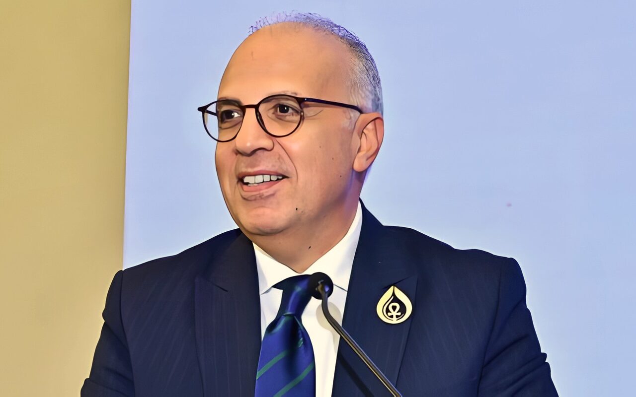 وزير الري يبحث مع الأمين التنفيذي لاتفاقية الأمم المتحدة لمكافحة التصحر