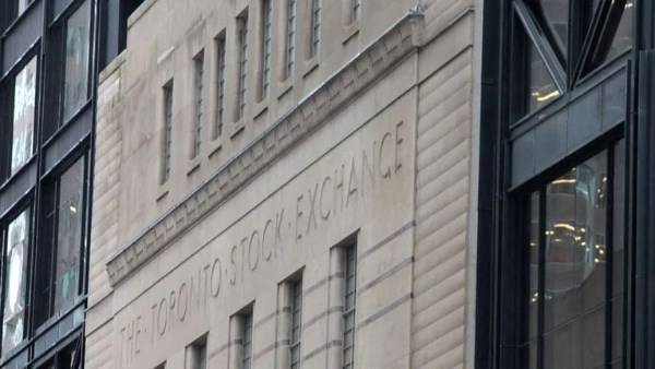 مؤشر بورصة تورونتو يفتتح على ارتفاع بنسبة 0.09%