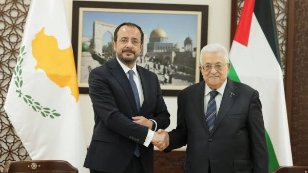 الرئيس الفلسطيني يجري محادثات مع الرئيس القبرصي غدًا في نيقوسيا لبحث العلاقات الثنائية