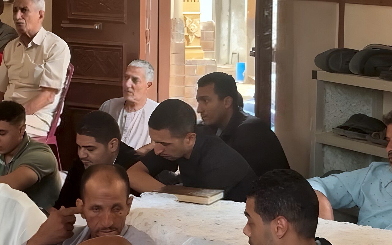 في مشهد مهيب.. أهالي البحيرة يودّعون مضيفة الطيران عزة رمزي
