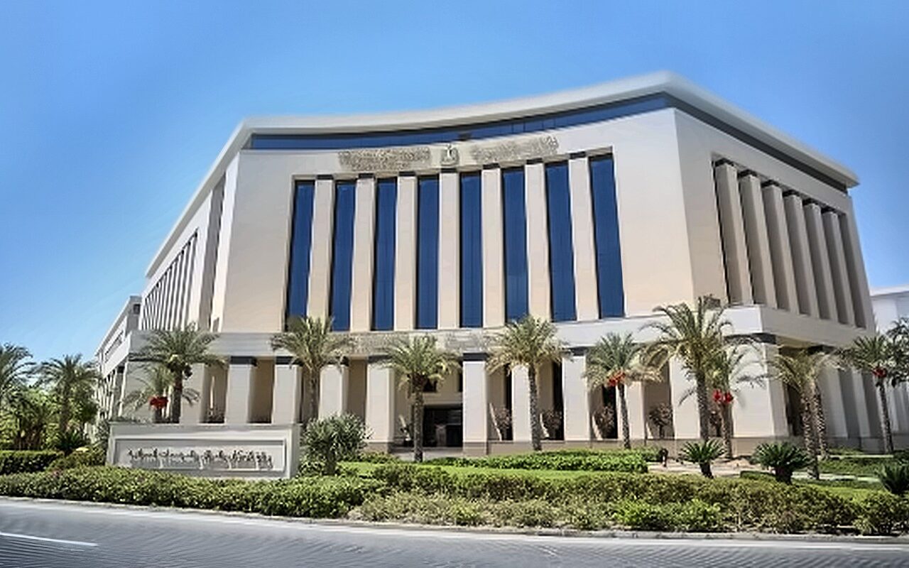 تخصيص 20 محل تجاري ووحدة إدارية خلال مزاد علني بالعاشر من رمضان والمنيا الجديدة