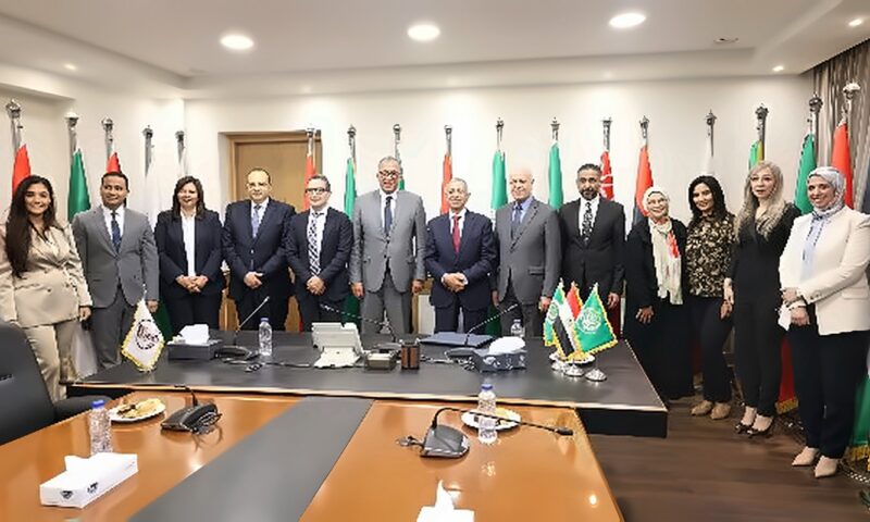 معهد التخطيط القومي يوقع ملحق اتفاقية تعاون مع الأكاديمية البحرية