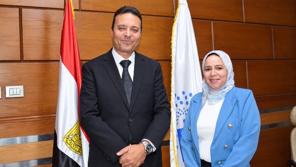 اللواء أكرم جوهري رئيس التعبئة والإحصاء لـ«صدى البلد»: 18.9% من الأسر المصرية تعولها سيدات.. ومصر تقترب من المستهدف السكاني 2.1 طفل لكل أسرة