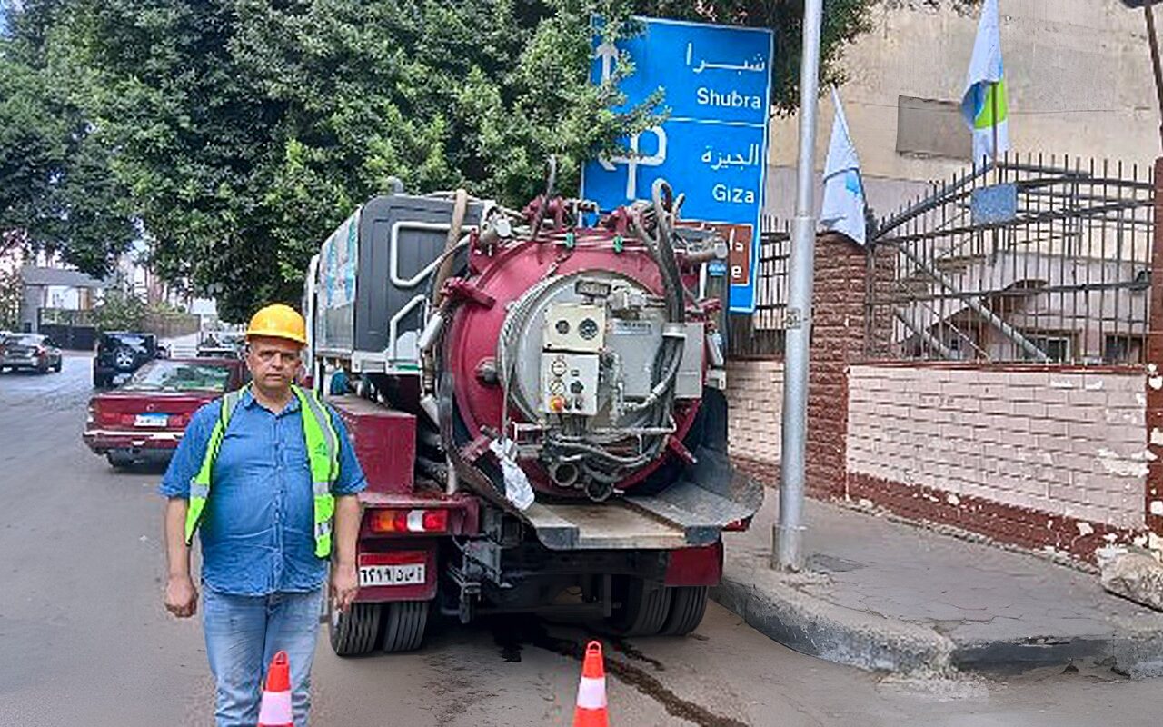 الصرف الصحي بالقاهرة الكبرى تستجيب لتحذيرات الأرصاد الجوية وتدفع بمعداتها استعدادا لسقوط الأمطار