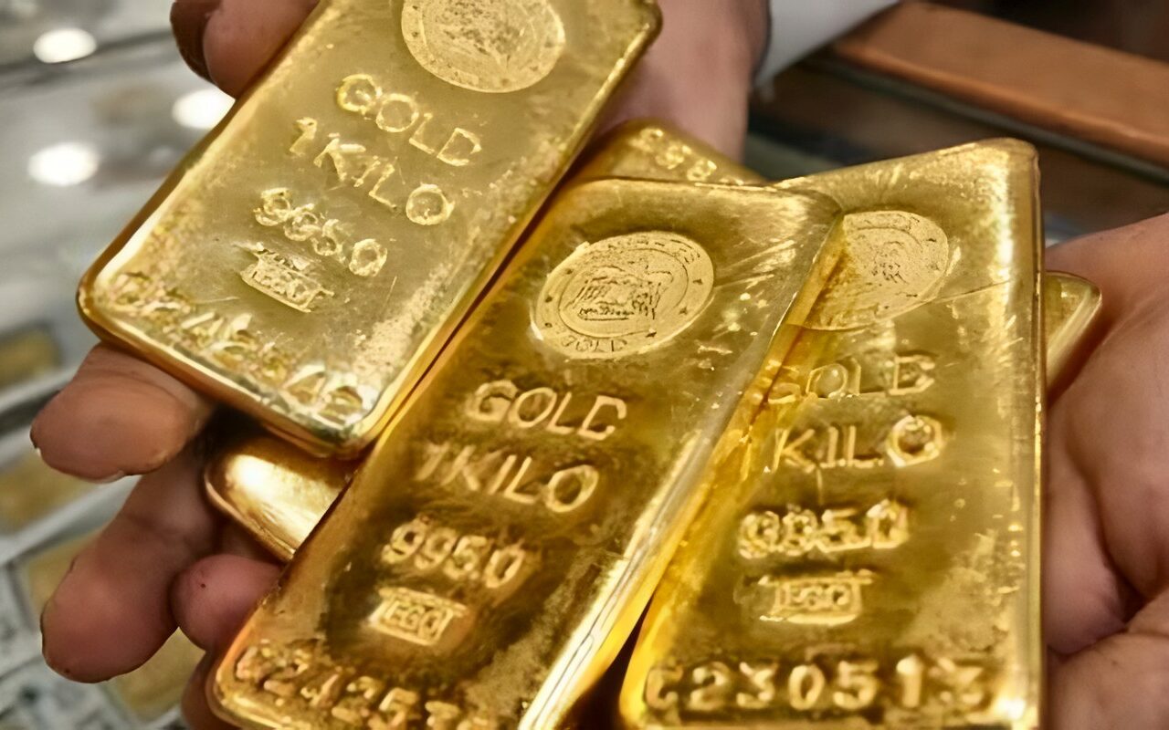 الفيدرالي الأمريكي يثبت أسعار الفائدة.. ماذا يعني هذا للذهب؟