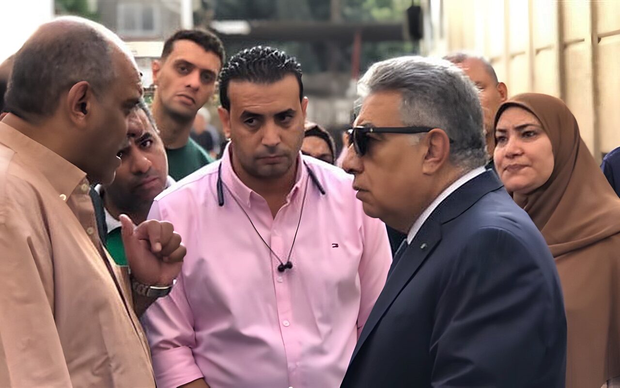 محافظ الدقهلية يفاجئ المركز التكنولوجي بطلخا، ويوجه بسرعة إنهاء ملفات التصالح وتراخيص البناء