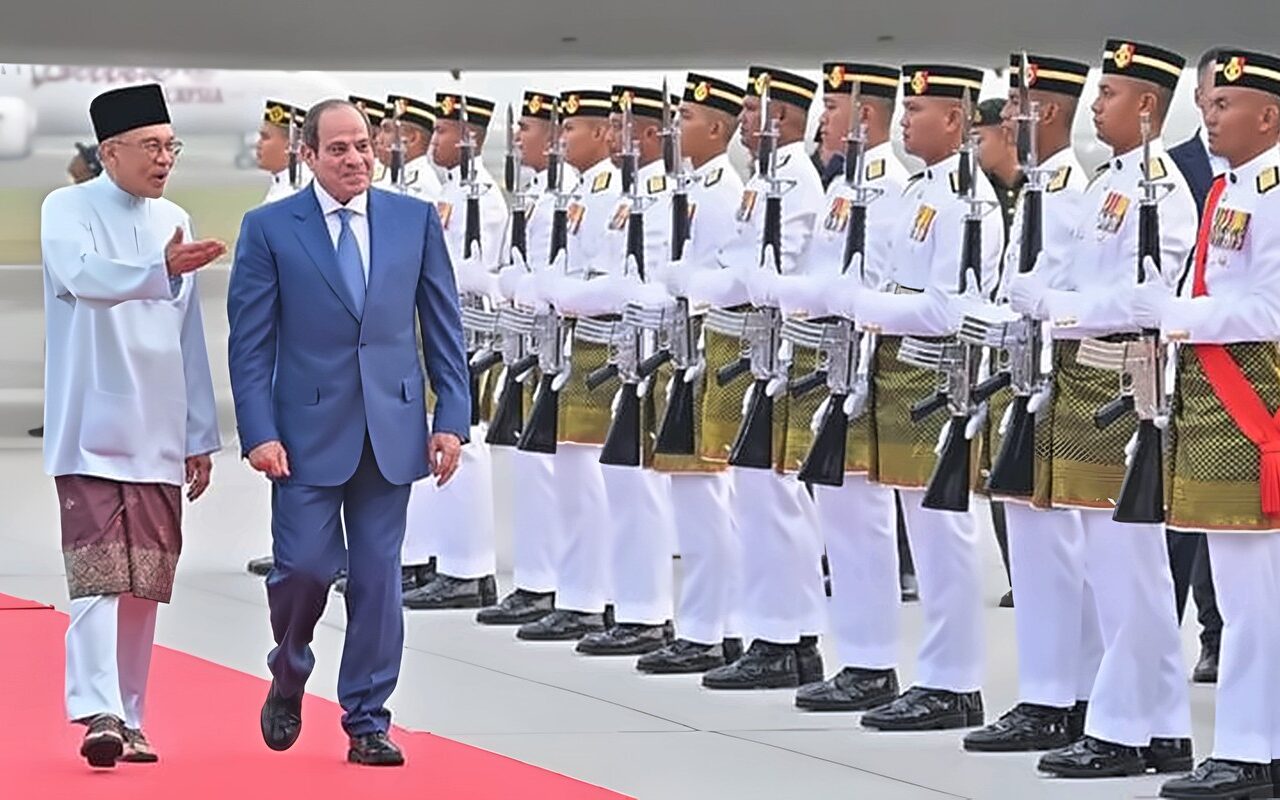 صفحة جديدة في العلاقات المصرية الماليزية، السيسي وأنور إبراهيم يبحثان تعزيز الشراكة الإستراتيجية وفتح آفاق جديدة أمام القطاع الخاص ومجتمع الأعمال