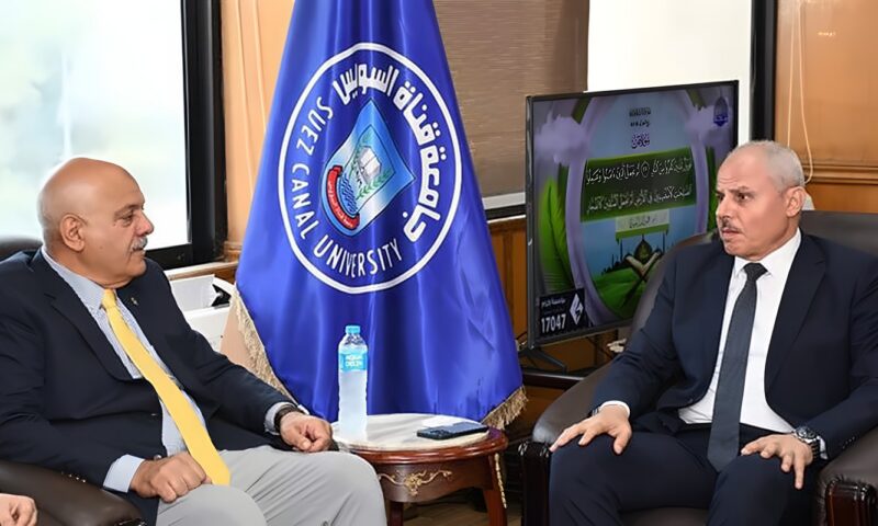 جامعة القناة تبحث إنشاء ميدان رماية بكلية علوم الرياضة