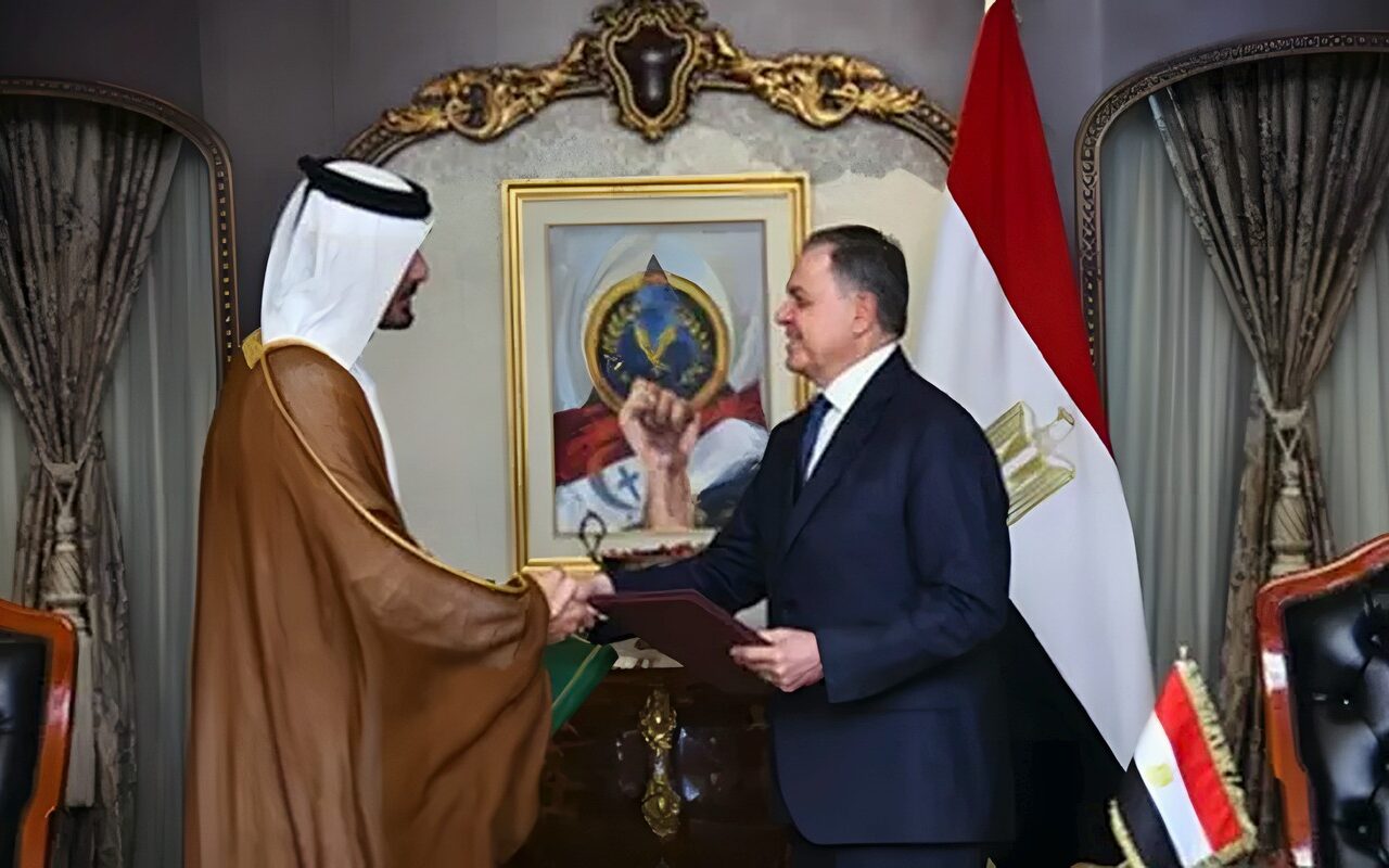 وزيرا الداخلية المصري والقطري يوقعان مذكرة تفاهم لتعزيز التعاون في مكافحة الجريمة
