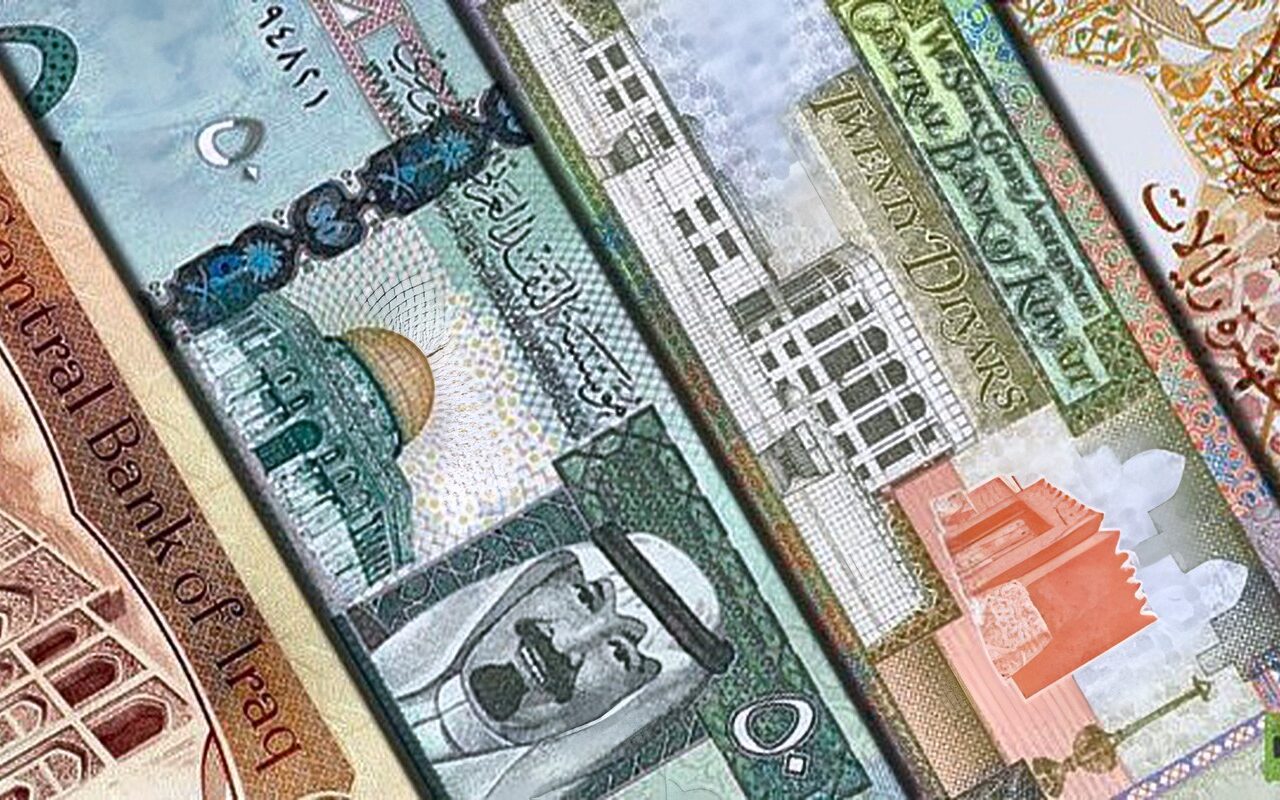 أبرزها الريال السعودي والدينار الكويتي.. سعر العملات العربية الآن