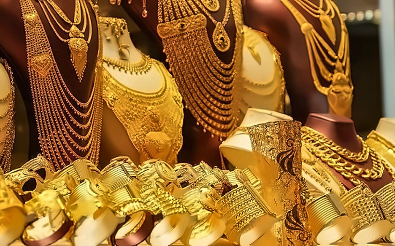 تراجع طفيف في أسعار الذهب ختام التعاملات .. وعيار 21 بـ6185 جنيها