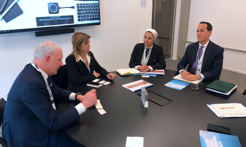 رئيس هيئة الاستثمار يبحث فرص التعاون في إدارة منظومة المياه والخدمات اللوجستية