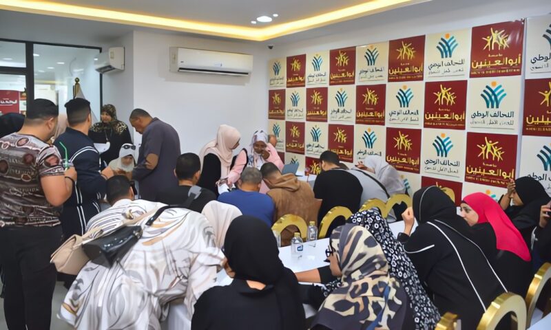 «مؤسسة أبو العينين» تواصل تنظيم فصول وامتحانات محو الأمية بالجيزة
