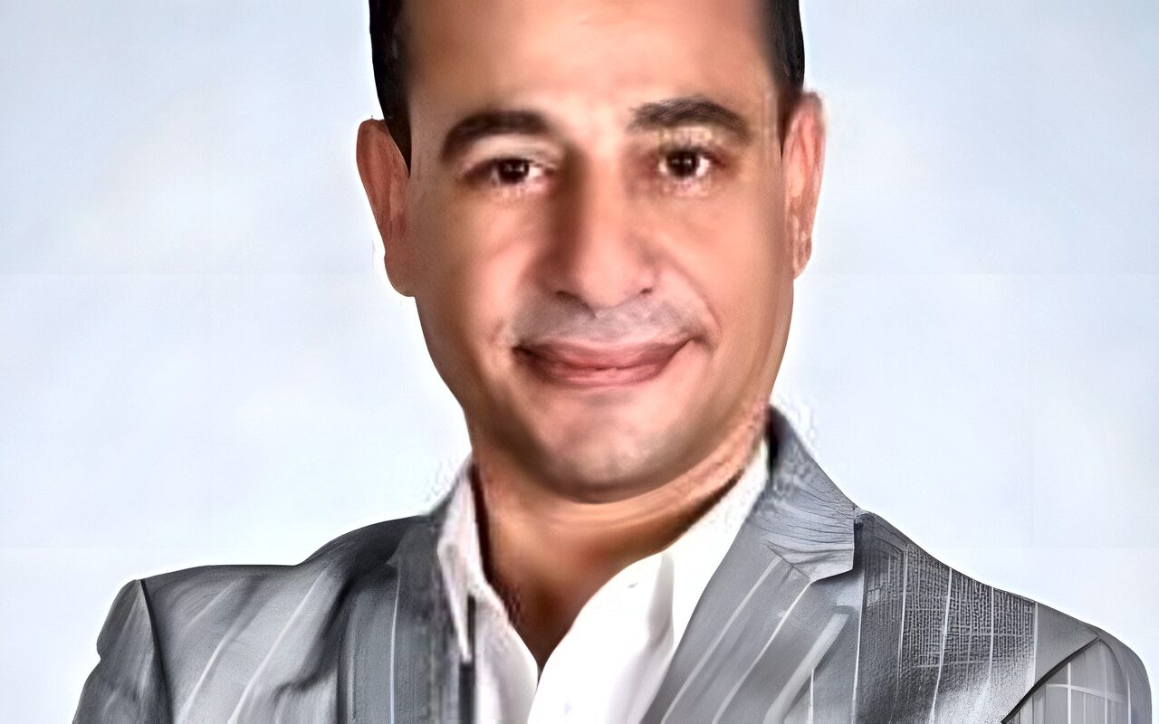 هشام عطوة يهنئ الأمانة العامة لمؤتمر أدباء مصر بتشكيلها الجديد