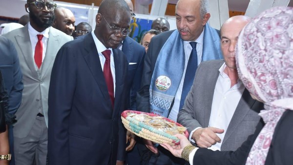 رئيس الوزراء السنغالي يفتتح الجناح المصري “ضيف شرف” معرض داكار الدولى للكتاب