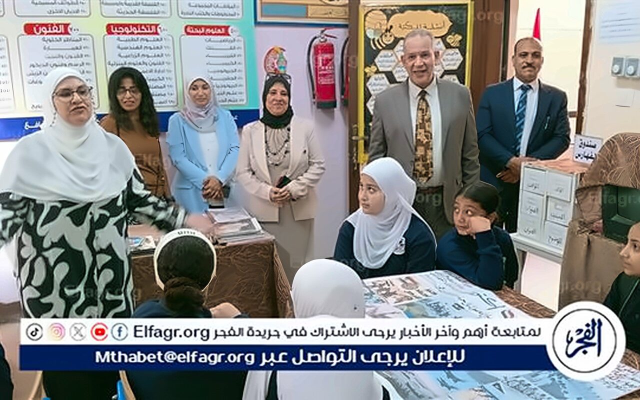 وكيل التعليم بأسيوط يترأس الاتوبيس الطائر ويستهدف 25 مدرسة بقرى الفتح