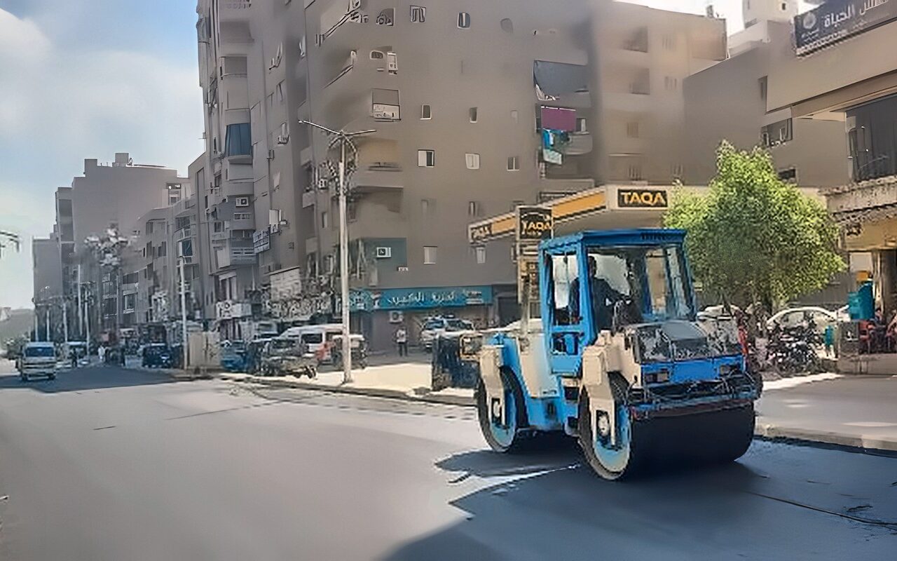 محافظ الجيزة يتابع أعمال تطوير ورفع كفاءة ورصف شارع ناهيا بحي بولاق الدكرور
