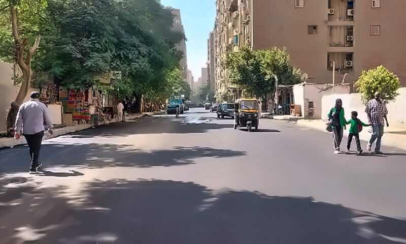 بطول 800 متر.. بدء أعمال تطوير شارع العمدة بحي بولاق الدكرور في الجيزة