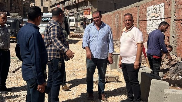 حي بولاق الدكرور يكثف جهود التطوير والرصف ورفع كفاءة الشوارع والمحاور