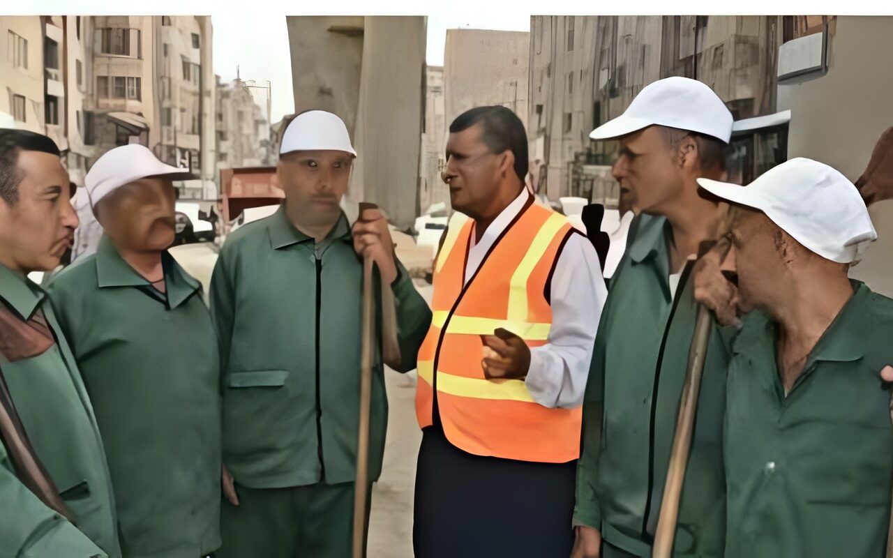 رئيس نقابة عمال نظافة وتجميل الجيزة يطرح مقترح لتعزيز  عمل عقود مؤقتة للعمالة اليومية