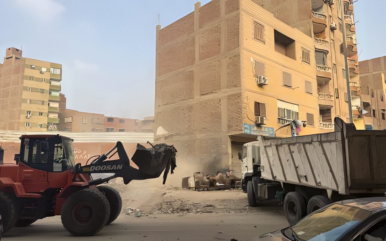 محافظ الجيزة يوجه بتنظيم حملات لرفع المخلفات أسفل محور عمرو بن العاص