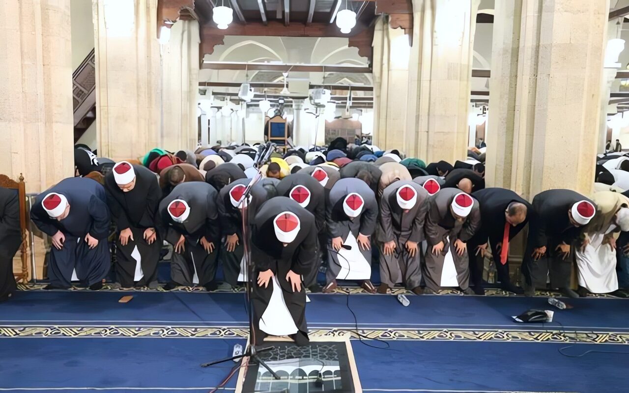 مواقيت الصلاة اليوم الخميس 22 – 10 – 2026 في القاهرة والمحافظات