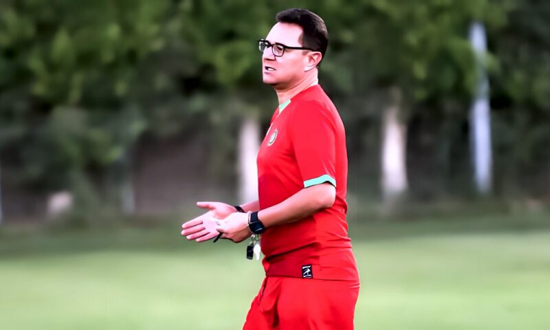 4 انتصارات تشعل الأنظار من الزمالك.. كيف صنع بنهاشم بصمته مع مودرن سبورت؟