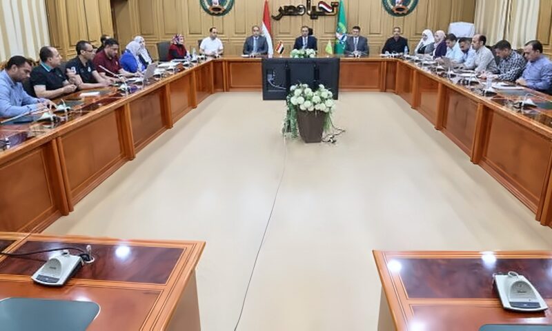 محافظ المنوفية يحيل النواب المختصين بمنظومة المتغيرات المكانية بــ شبين الكوم والسادات وسرس الليان للتحقيق