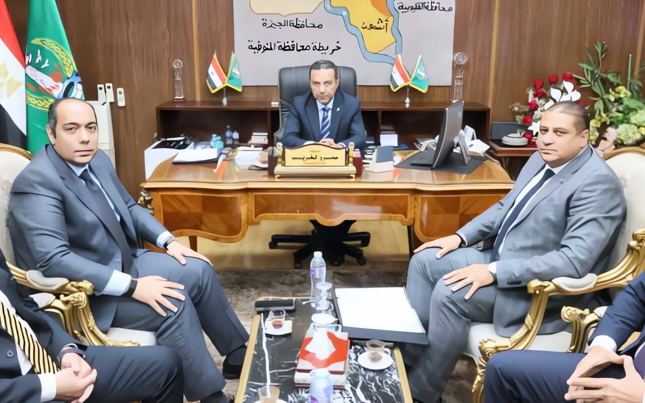 محافظ المنوفية يلتقي وفد شركة «جار كاس» لبحث سبل التعاون المشترك