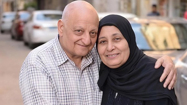 تشييع جثماني زوج وزوجة ضحايا حادث الطريق الزراعي بالمنوفية