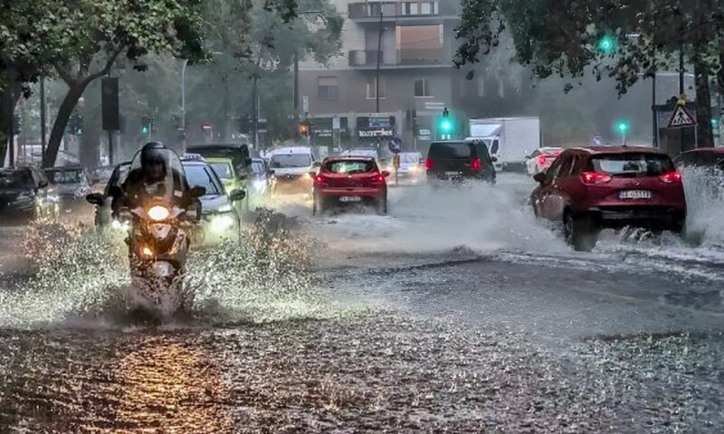 الطقس غدًا في مصر.. هذه المحافظات على موعد مع الأمطار الغزيرة